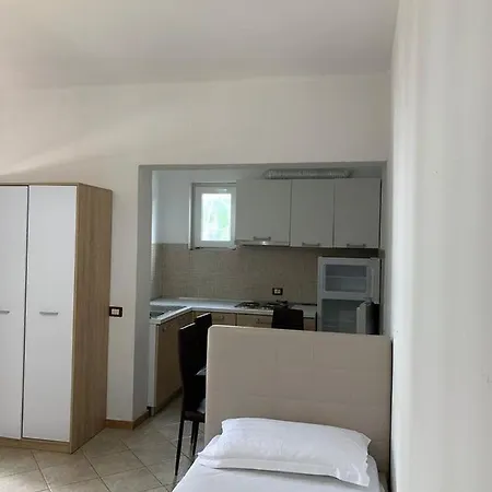 Allamani Apartmanhotel Golem