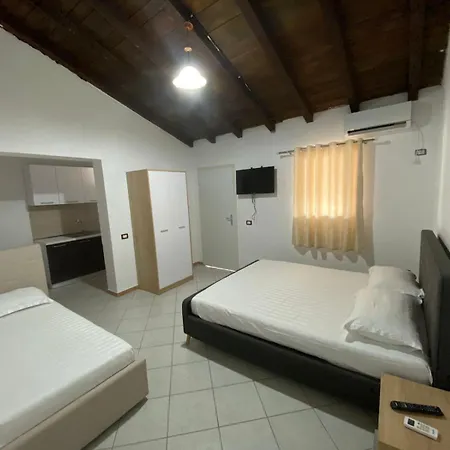 Allamani Apartmanhotel Golem