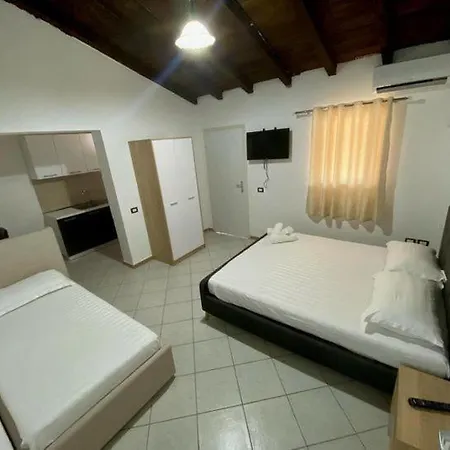 Allamani Apartmanhotel Golem