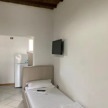 Allamani Lägenhetshotell Golem (Tirana)